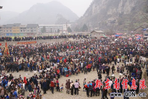 400���J���ëI�J������ ���l(xi��ng)�n�Ð��ںη���