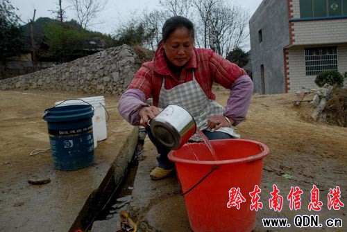丹寨持續(xù)干旱 村民飲水困難(組圖)