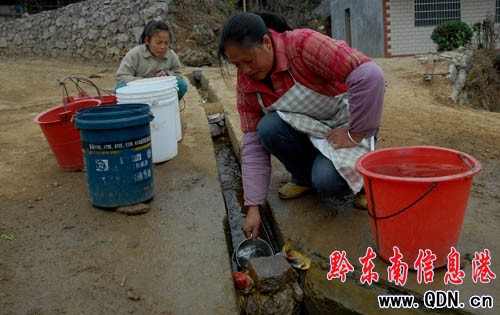 丹寨持續(xù)干旱 村民飲水困難(組圖)