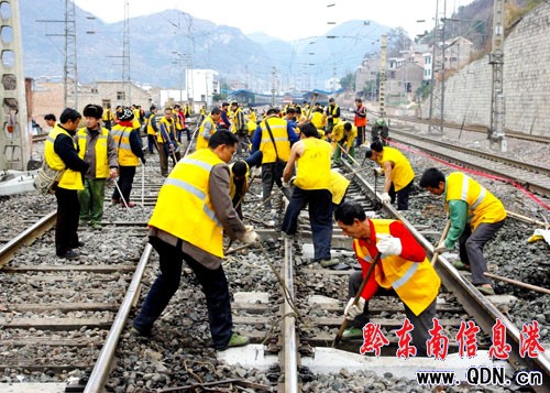 ��h�������F·���˴���𣨈D��