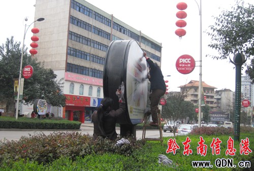 �P������������L�������D��