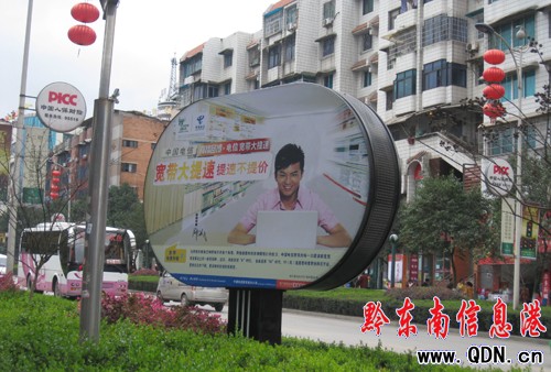 �P������������L�������D��