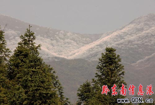 �ܵ�����Ӱ� �׹�ɽ���Fѩ���������M�D��