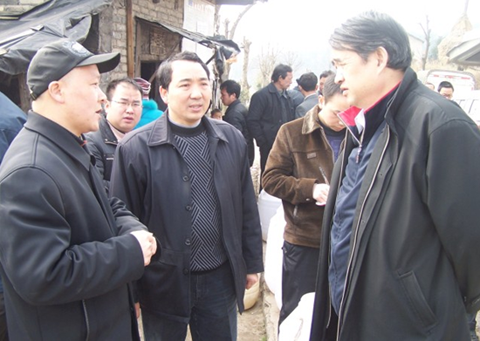 ��ί��ӛ�����A���Sƽ�h�ذ��ҕ�캵�飨�D��