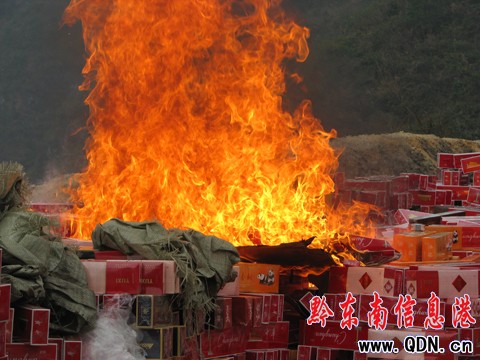 �P�700�fԪ��ð���Ӯa(ch��n)Ʒ����֮һ�棨�D��