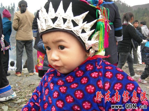 �����¶������҂�һ�����Mկ�^���nŮ���D��