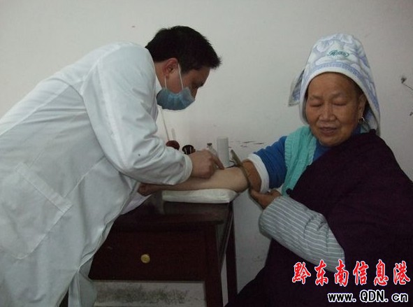 ��ɽ�h�_(k��i)չ�P(gu��n)��(��i)Ů�Խ������M(f��i)�w�z���(d��ng)���D��