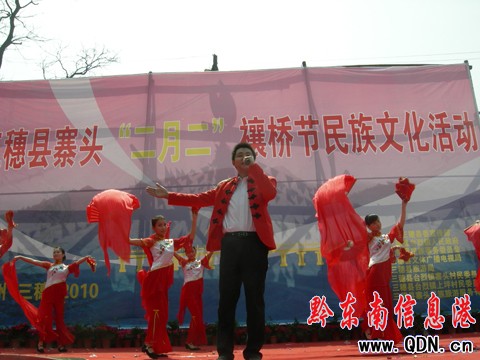 ���롰���¶�������(ji��)�_Ļʽ��կ�^�J�����e��