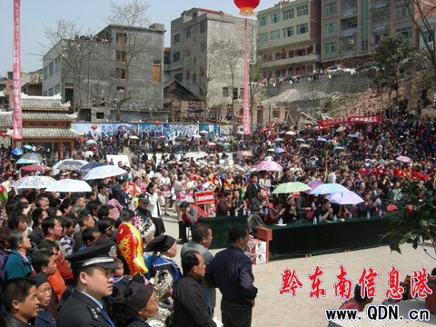 ���롰���¶�������(ji��)�_Ļʽ��կ�^�J�����e��