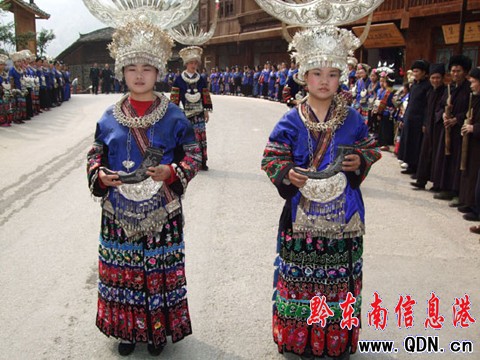 ��ɽ�hȫ������������Ӵ��������D��