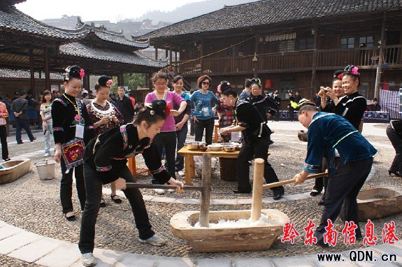 雷山縣西江旅游升溫日接待游客3000人次(圖)