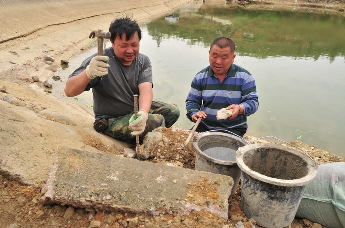 凱里水利部對水庫加固蓄水抗旱災(圖)
