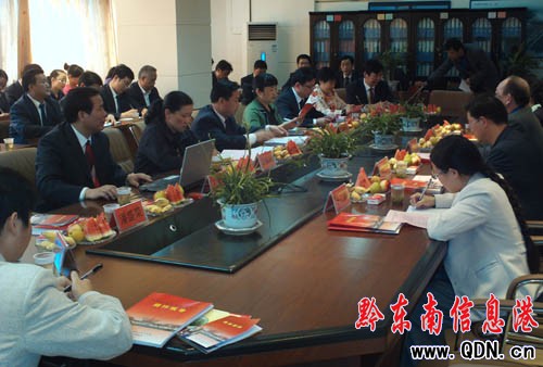 黔東南職院迎來高職高專大學生思想教育評估