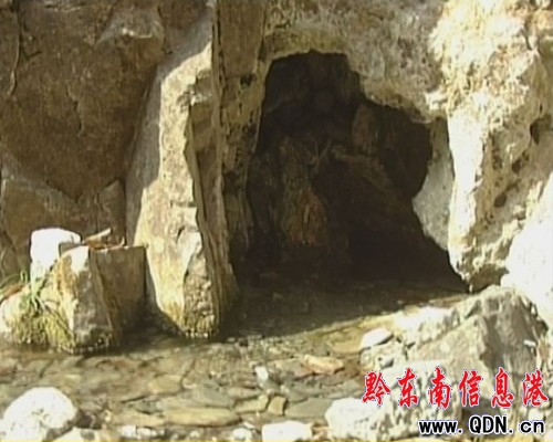 �棬Ȫ��һ���͕���ˮ�����D��