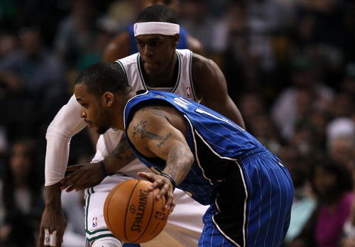 皮爾斯31分綠衫軍滅魔術 總比分4-2進總決賽