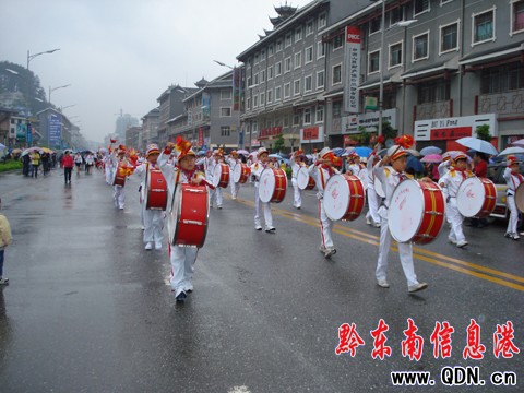 ǭ�|�ϸ��ؑcף����һ�����H��ͯ��(ji��)���M�D��