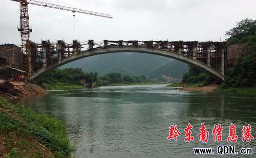 ��ˮ���齭��������� 2.5�f�����ߡ�ԩ��·��