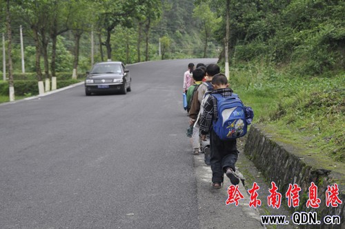 ���룺С�W(xu��)���όW(xu��)���X(ju��)�߹�·߅�����D��