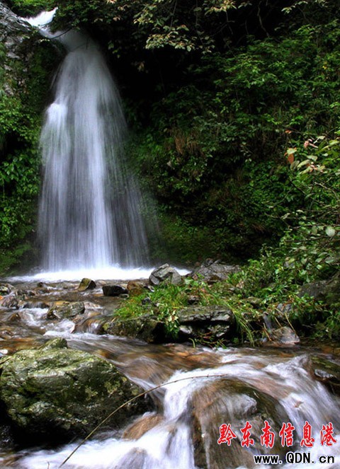 三穗老山坡臥藏著一條美麗的龍泉瀑布(組圖)