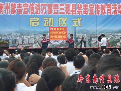 ����h�����������(d��ng)���_��Ļ���D��