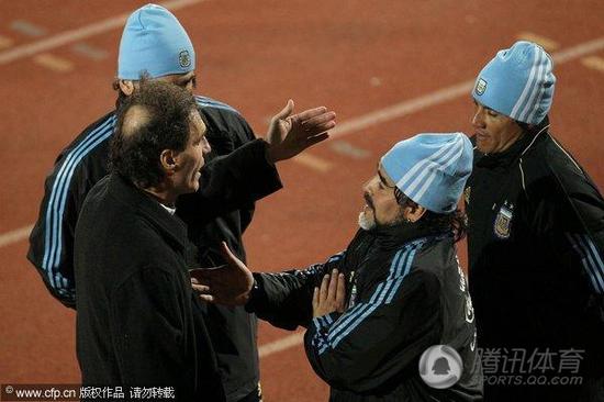 �M�D������͢���Շ��p�����R����ʥ�Q����