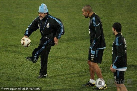 �M�D������͢���Շ��p�����R����ʥ�Q����