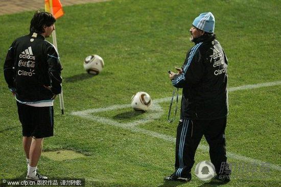 �M�D������͢���Շ��p�����R����ʥ�Q����