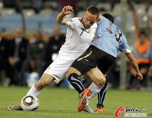 組圖:10人烏拉圭逼平法國 高盧雄雞低下頭