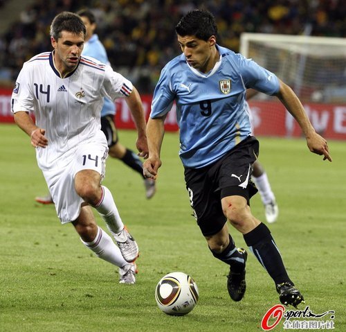 組圖:10人烏拉圭逼平法國 高盧雄雞低下頭