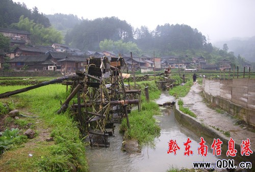 ��ɽ�h��ˮ܇֮�l(xi��ng)���Ąe���L(f��ng)��(�M�D)