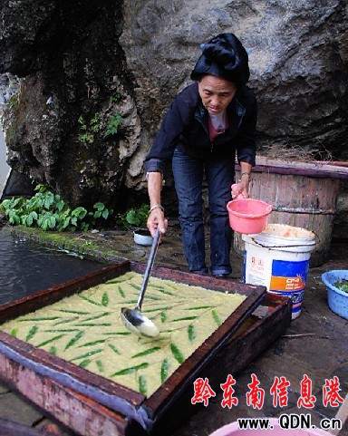 ���l(xi��ng)ǧ���ֹ��� �߳�һƬ����أ��D��