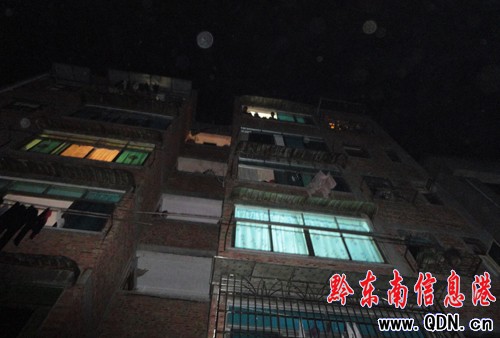 �ɚqСŮ�����i���� ��֩���ˡ����䰲ȫ�ȳ����D��