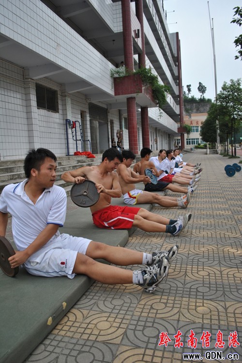 �P���зe�O���(zh��n)���\(y��n)��(�M�D)