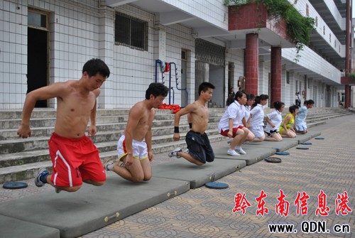 �P���зe�O���(zh��n)���\(y��n)��(�M�D)