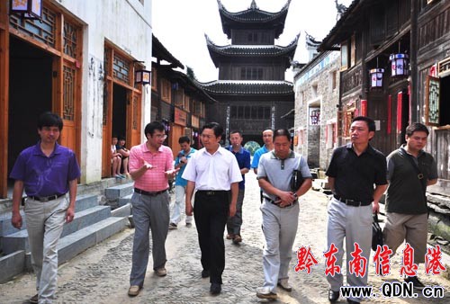 ��ί���������L����ï��¡��ų��{�У��M��