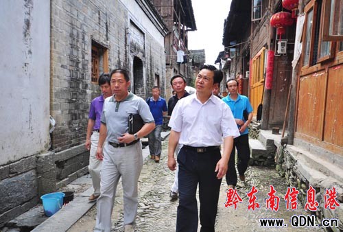 ��ί���������L����ï��¡��ų��{�У��M��