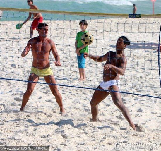 �M�D��С�_�ȼ���ɳ������ ���w�l(f��)�����Ʒ��_