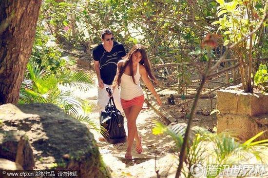 �M�D��÷����H�����չ�ԡ һ�����籭���