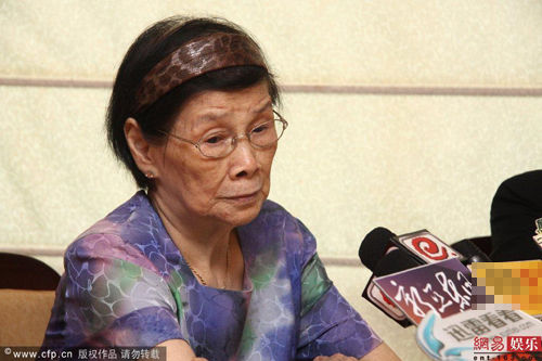 梅艷芳母親斥香港司法不公 每月只拿7萬生活費(圖)