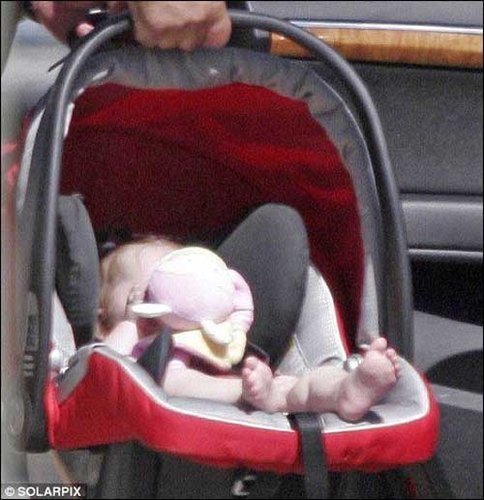 C�_������ĸ�ع� ����Ů����Ψ��һ���c(di��n)(�D)