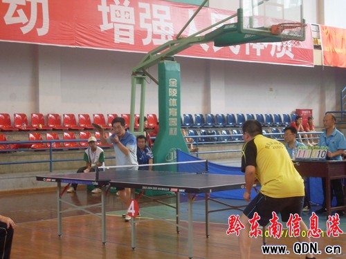 七運會兵乓球比賽首枚金牌誕生(圖)