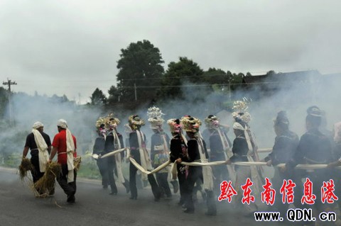 �P����ϵ���կ��Y���M�D��