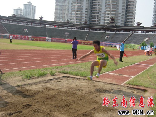 ���\���С�Ů�����h��ِ�A�M�Y(ji��)�����D��