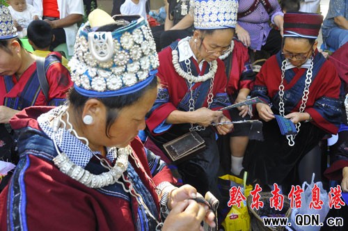 �P��������Ʒ�OӋ�x��ِ�_ِ СС�y����C