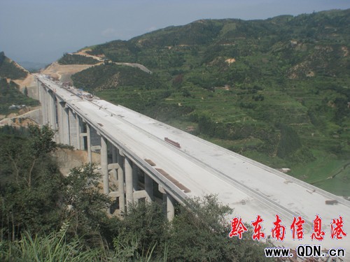 肇興大橋主體工程提前竣工 實現全橋貫通(圖)