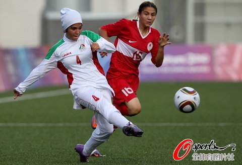 ���W������Ů�㡰ȫ�����b���M��Ҳ����(�D)