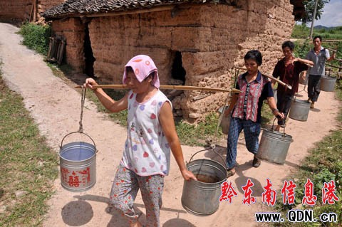 ����ʯƺ��ɺ�͹�F���� ��ˮ������������M�D��