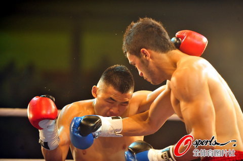 組圖:武林風國際挑戰賽 中國功夫叱咤拳臺