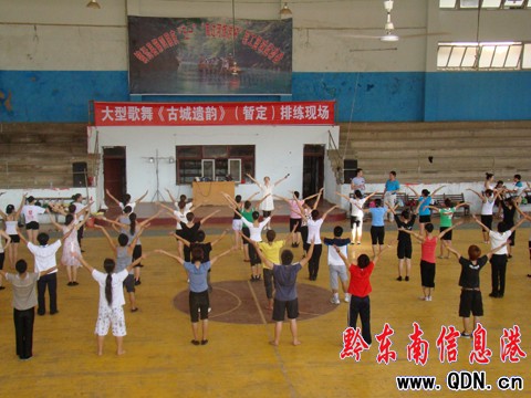 ���͸��衶�ų��z퍡��_(k��i)ʼ�ž����D��