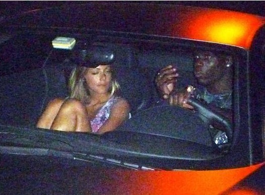 ���������c�g�s�� Ů������Ӣ���ŵ�һ(�D)